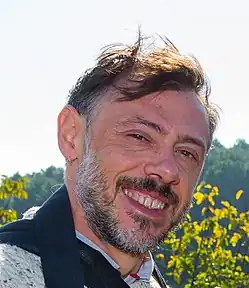 Description de cette image, également commentée ci-après