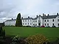 Le monastère franciscain, devenu collège agricole en 1956. Fermé en 2003.