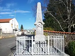 Monument aux morts.