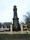 Le monument aux morts.