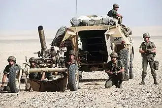 Mortier de 120&nbsp;mm de la compagnie d'éclairage et d'appui du 2e REI durant l'opération Daguet.
