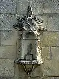 Niche à statue sur la sacristie.