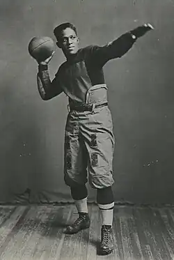 Description de l'image Fritz_Pollard_football_player.jpg.