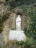 Statue de la Vierge Marie avec son Coeur immaculée.