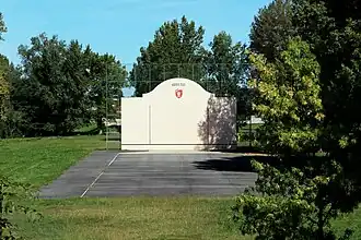 Le fronton.