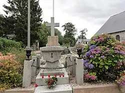 Monument aux morts.