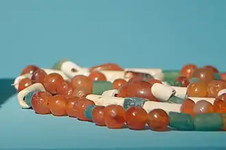 Collier trouvé sur le site d'Antsiraka Boira (XIIIe – XIVe&nbsp;siècle).