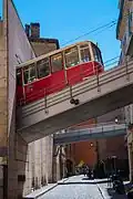 Funiculaire ligne F2 Cathédrale Saint-Jean ↔ Fourvière