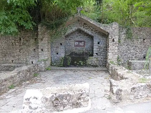 Fontana in località Luppinaridi.