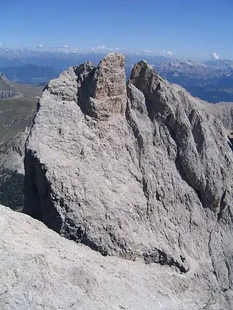 La Furchetta depuis le versant Nord du Sass Rigais.