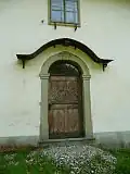 Porte du XIXe&nbsp;siècle près de Lassing