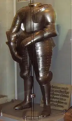 Harnois de Götz von Berlichingen (1480 - 1562) (postérieur d'environ 50 ans)