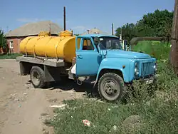 GAZ-53 camion-citerne.