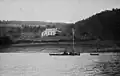 Une gabare devant Traou-nez en Plourivo vers 1930.