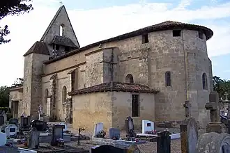 Vue sud-est de l'église Saint-Martin, le chevet (sept.&nbsp;2011)
