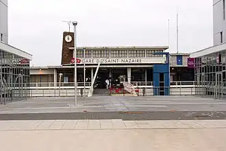 Entrée des piétons.