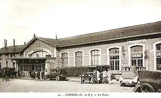 Le bâtiment voyageurs au début du XXe siècle.