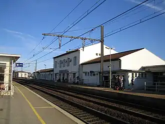 Bâtiment actuel, côté voies.
