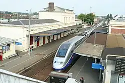 TGV en gare de Mantes-la-Jolie.