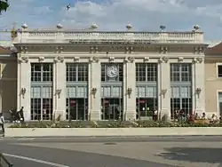 Façade de la gare de Valence-Ville.