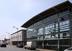 Entrée de la gare de Villeneuve-Saint-Georges