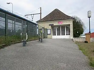 Image illustrative de l’article Gare du Theil - La Rouge
