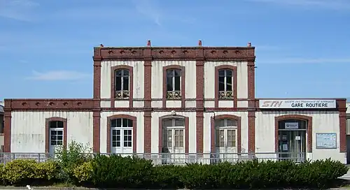 Bâtiment voyageurs en 2008.