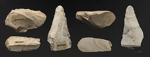 Industrie lithique – Gravettien - coll. Félix Régnault – MHNT.