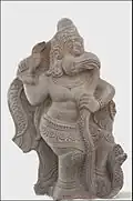 Garuda maitrisant les nāga. XIIe – XIIIe&nbsp;siècle. H. 110 env.