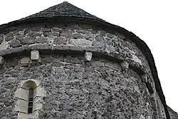 Modillons romans.