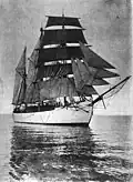 Le Gauss voiles dehors.