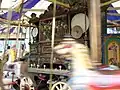 Un orgue plus ancien, fonctionnant avec des cylindres.