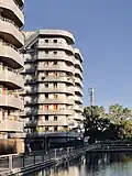 Immeuble Biloba face au canal du Parc Bühler