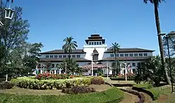 Sate Building
