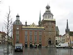 L'Hôtel de ville