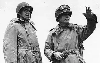 Général Omar Bradley, 1re armée (gauche)Général "Lightning Joe" Collins, VIIe corps