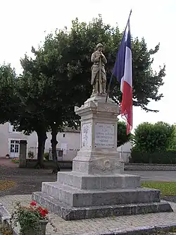 Monument aux morts de Genac.