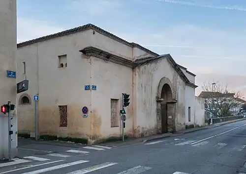 Vue d'ensemble, entre la rue Maubec et le pont du Lycée