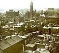Vue de l’ancien hôtel de ville et du quartier du centre-ville au début du siècle