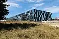 Bâtiment Géopolis : faculté des géosciences et de l'environnement et faculté des sciences sociales et politiques.