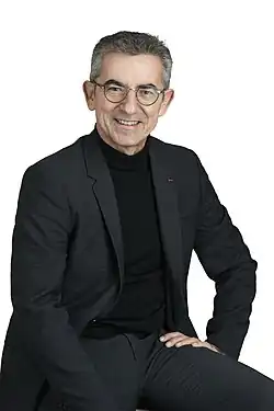 Description de cette image, également commentée ci-après