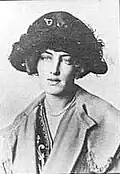 Gladys Deacon vers 1910-1920.