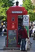 Cabine de police reconvertie à Glasgow.