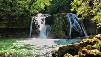 Le grand saut de la Loue.