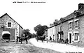 La route d'Ercé-près-Liffré (lieu-dit Bel-Air) au début du XXe&nbsp;siècle (carte postale).