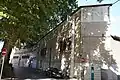 et une trace actuellement rue Soussillon à Reims.