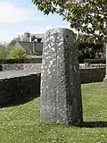 Une des stèles de l'enclos paroissial de Goulien.