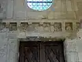 Linteau de la porte des Morts.