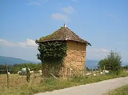 Grange abandonnée.