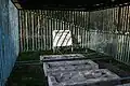 Ohel (caveau) montrant ici les tombes de femmes Chabad-Loubavitch